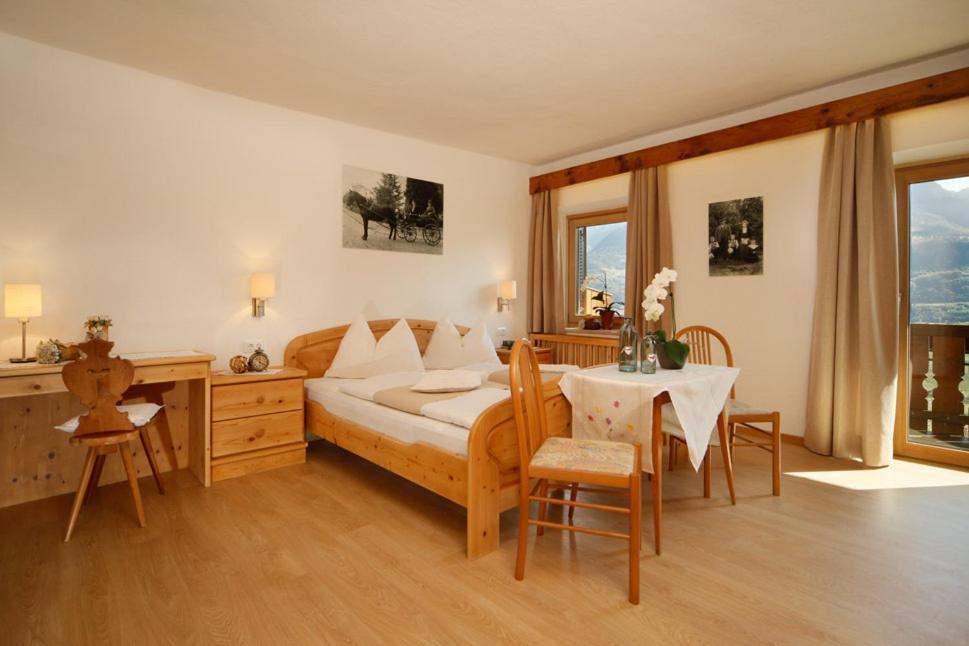 ホテル Biedermannhof チェルメス 部屋 写真